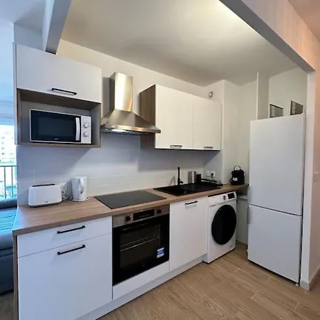 Superbe Neuf - 5min Walk Apartamento